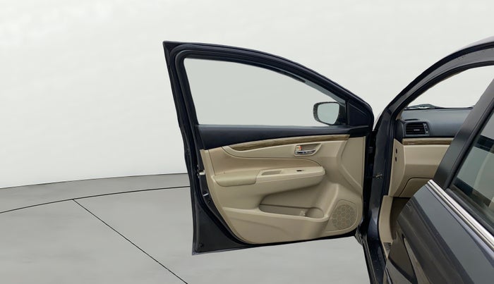 2022 Maruti Ciaz SIGMA 1.5 SHVS MT  PETROL, Petrol, Manual, 33,143 km, LHS Front Door