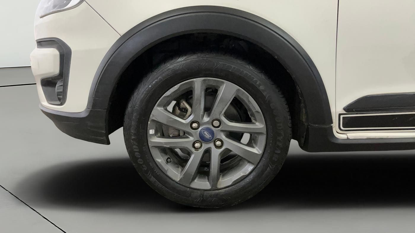 2021 Ford FREESTYLE TITANIUM 1.2 PETROL, Petrol, Manual, 74,236 km, Left Front Wheel