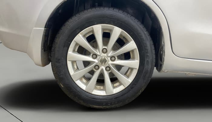 2014 Maruti Ertiga ZXI, Petrol, Manual, 78,573 km, Right Rear Wheel