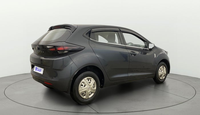 2020 Tata ALTROZ XE PETROL, Petrol, Manual, 31,561 km, Right Back Diagonal