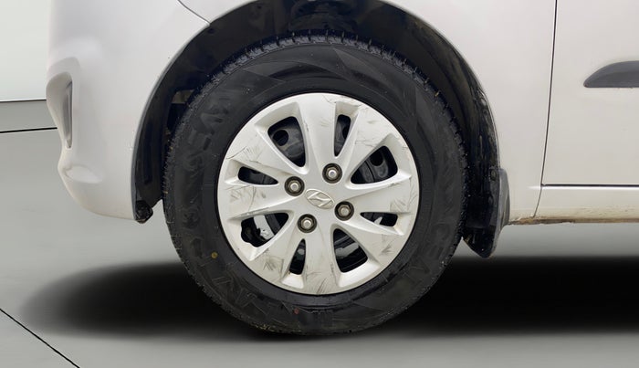 2013 Hyundai i10 MAGNA 1.2, CNG, Manual, 56,372 km, Left Front Wheel