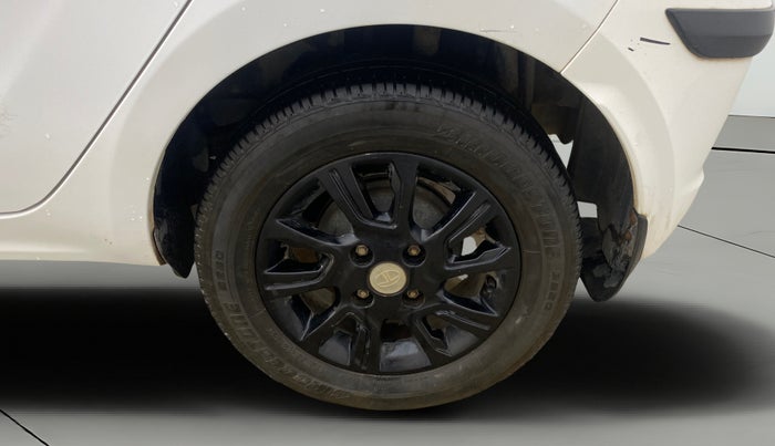 2018 Tata Tiago XZ PETROL, Petrol, Manual, 60,230 km, Left Rear Wheel