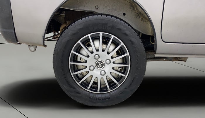 2017 Maruti Eeco 5 STR WITH A/C+HTR, CNG, Manual, 57,736 km, Right Rear Wheel