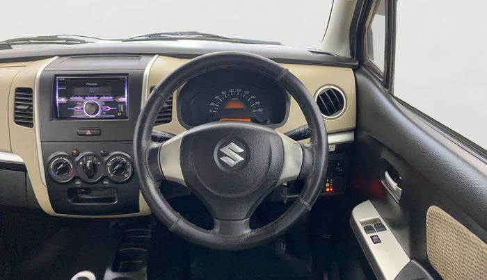 2017 Maruti Wagon R 1.0 LXI CNG, CNG, Manual, 31,257 km, Steering Wheel Close Up