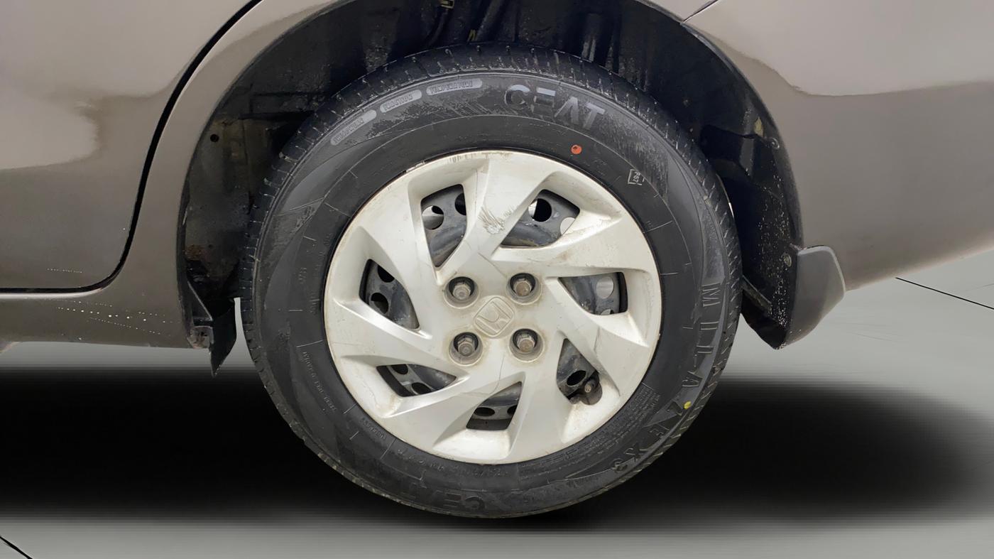 2015 Honda Amaze 1.5L I-DTEC S, Diesel, Manual, 92,091 km, Left Rear Wheel