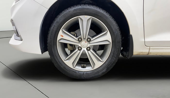 2019 Hyundai Verna 1.6 VTVT SX, Petrol, Manual, 39,066 km, Left Front Wheel