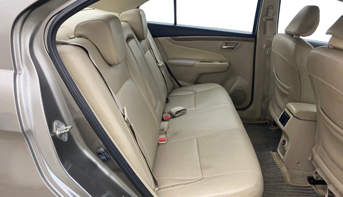 2018 Maruti Ciaz ZETA AT 1.5  SHVS PETROL, Petrol, Automatic, 62,036 km, Right Side Rear Door Cabin