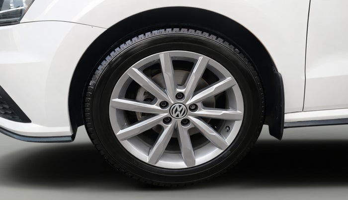 2020 Volkswagen Polo HIGHLINE PLUS 1.0L TSI, Petrol, Manual, 61,014 km, Left Front Wheel