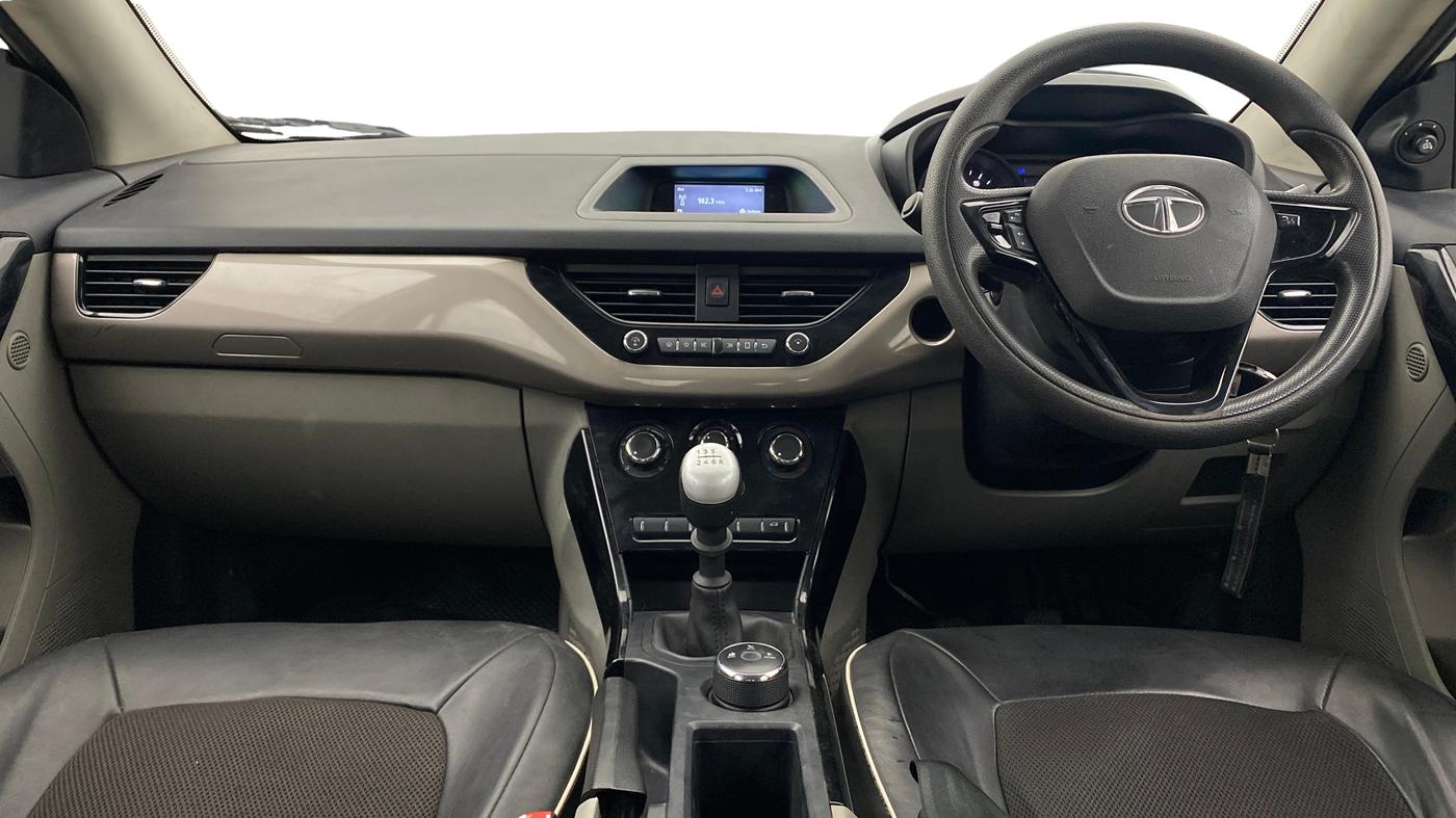 2019 Tata NEXON XM PETROL, Petrol, Manual, 67,363 km, Dashboard