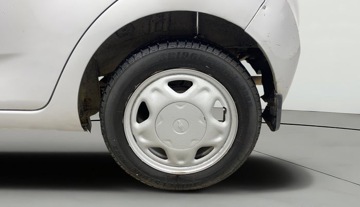 2014 Chevrolet Beat LS DIESEL, Diesel, Manual, 1,32,192 km, Left Rear Wheel