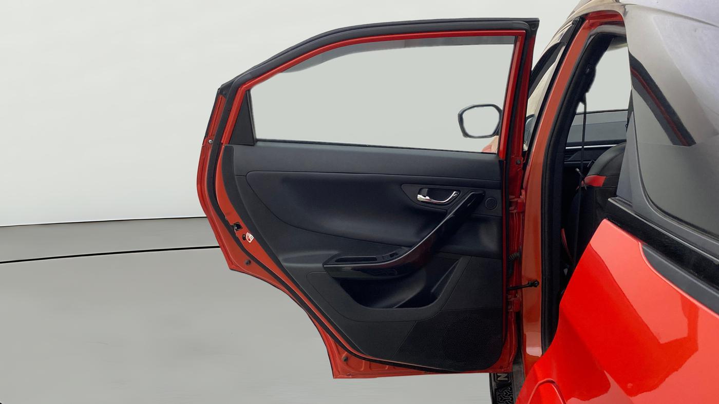 2024 Tata NEXON FEARLESS SUNROOF DUAL TONE 1.2 PETROL, Petrol, Manual, 5,972 km, LHS Rear Door
