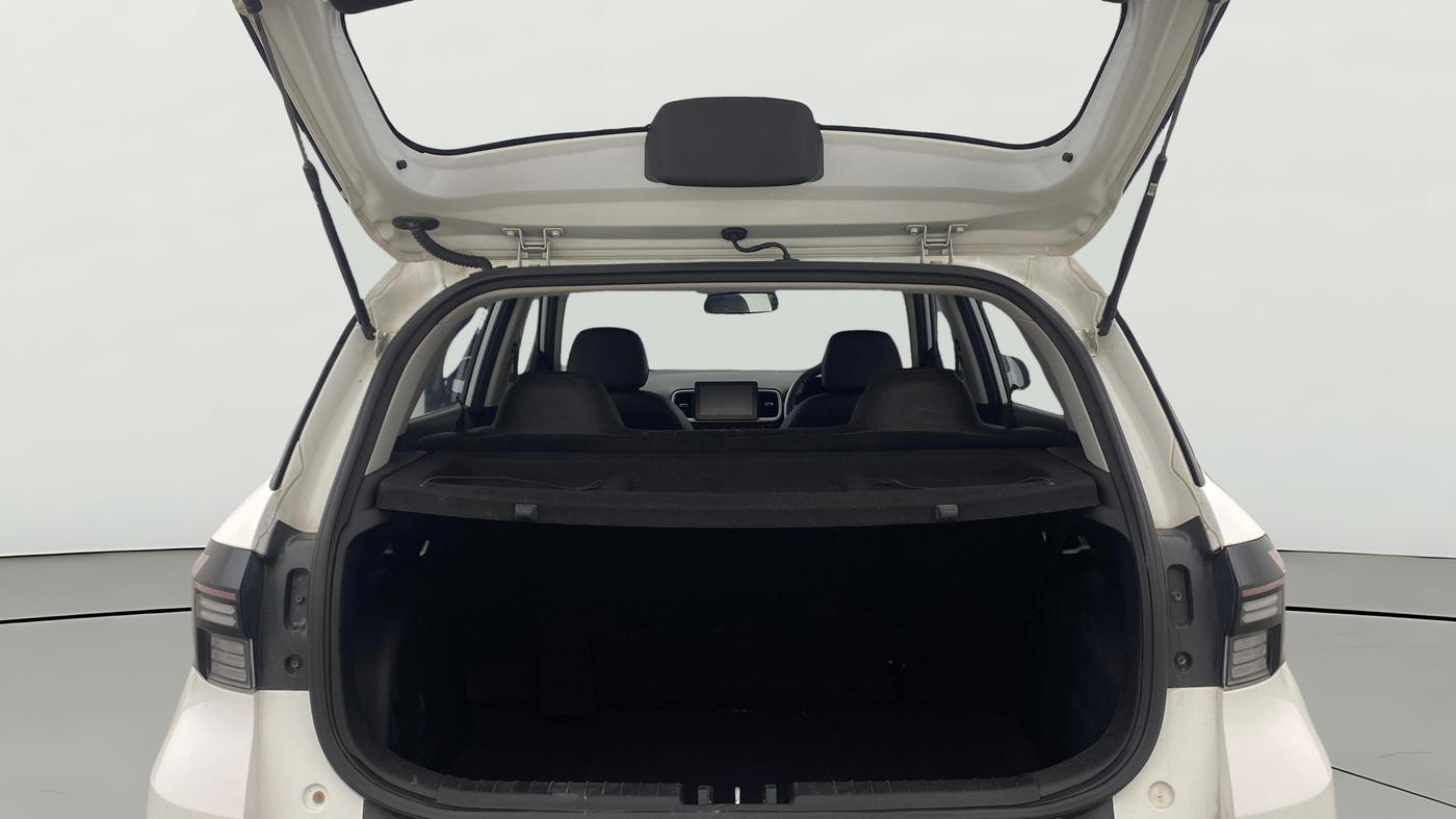 2023 Hyundai VENUE S (O) 1.0 Turbo Petrol DCT, Petrol, Automatic, 72,951 km, Boot Open Zoomed View