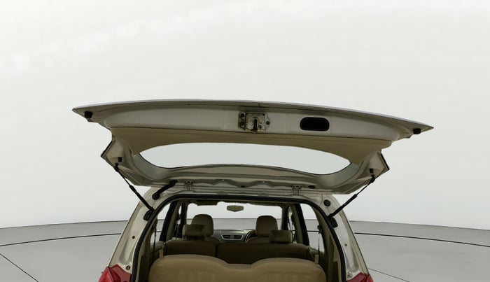 2017 Maruti Ertiga VXI CNG, CNG, Manual, 90,953 km, Boot Door Open