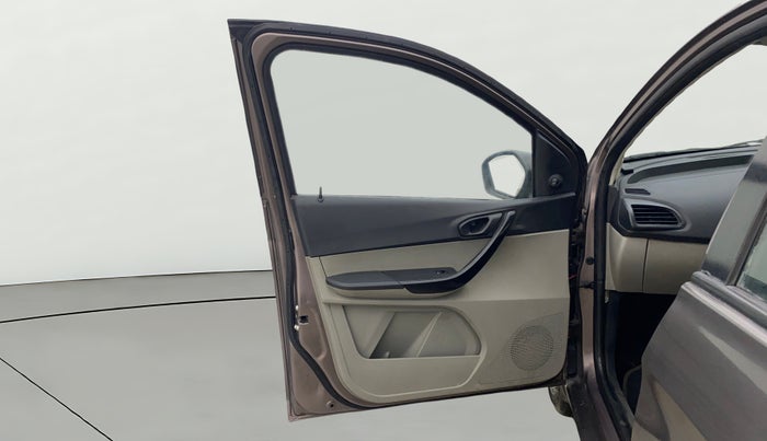 2016 Tata Tiago XM PETROL, Petrol, Manual, 70,026 km, LHS Front Door