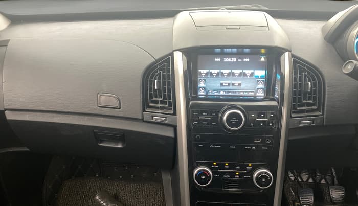 2020 Mahindra XUV500 W7, Diesel, Manual, 61,904 km, Air Conditioner