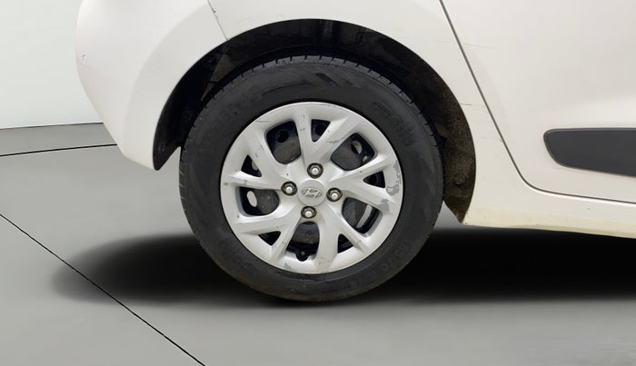 2017 Hyundai Grand i10 SPORTZ (O) 1.2 KAPPA VTVT, Petrol, Manual, 69,512 km, Right Rear Wheel