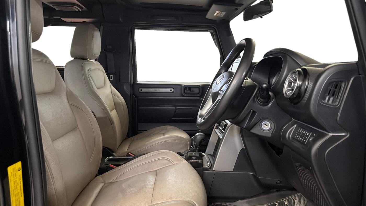 2021 Mahindra Thar LX PETROL HT 4WD AT, Petrol, Automatic, 52,617 km, Right Side Front Door Cabin