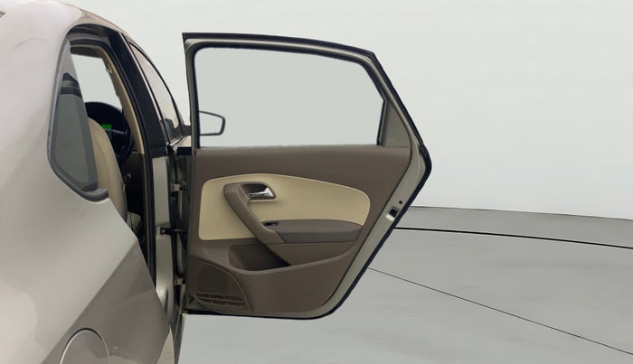 2012 Skoda Rapid ELEGANCE 1.6 TDI CR MT, Diesel, Manual, 99,273 km, RHS Rear Door