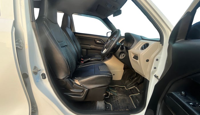 2019 Maruti New Wagon-R VXI 1.0, Petrol, Manual, 65,314 km, Right Side Front Door Cabin