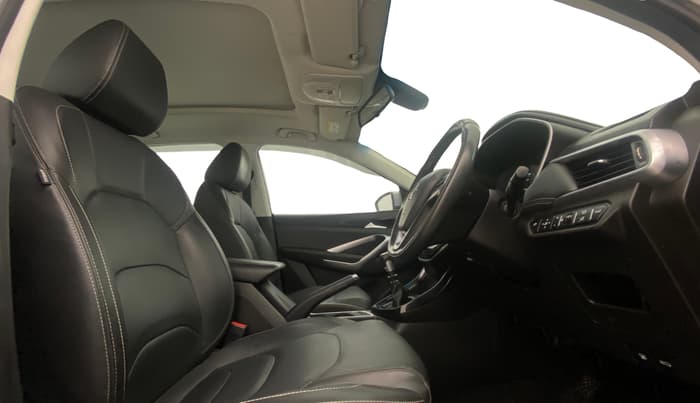 2019 MG HECTOR SHARP 2.0 DIESEL, Diesel, Manual, 72,135 km, Right Side Front Door Cabin