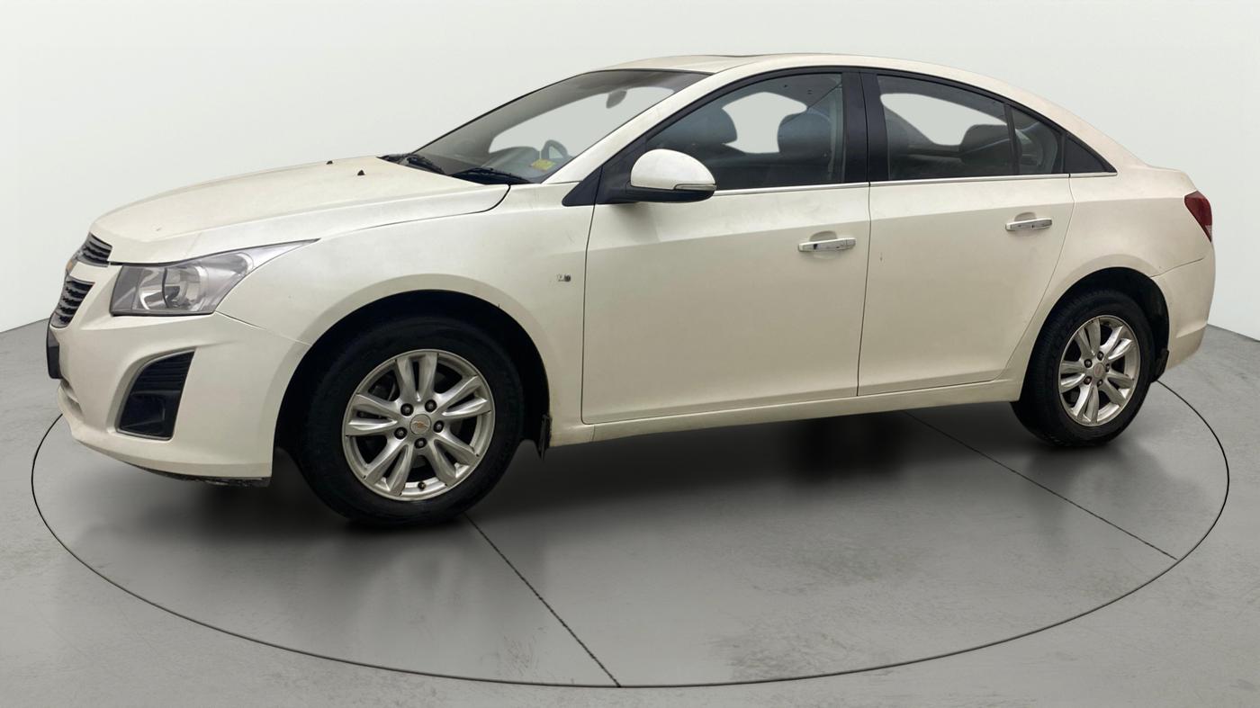 2015 Chevrolet Cruze LTZ, Diesel, Manual, 75,611 km, Left Front Diagonal