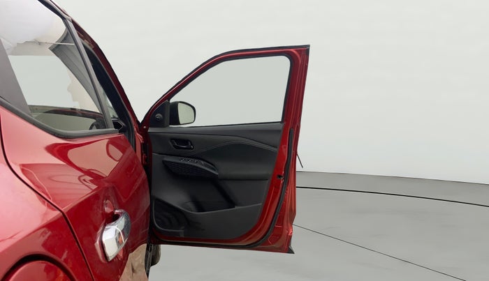 2025 Nissan MAGNITE Visia EZ-Shift, Petrol, Automatic, 2,248 km, RHS Front Door