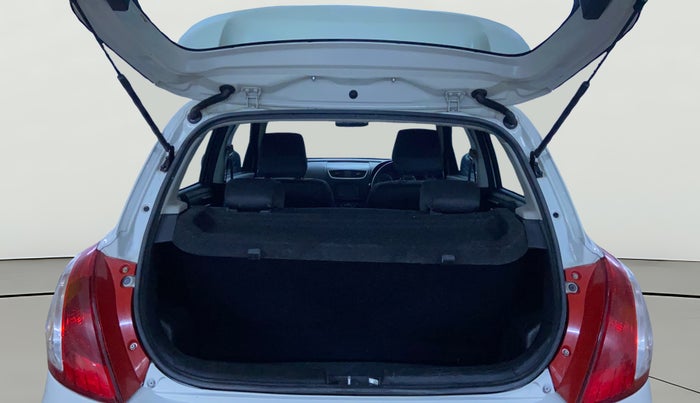 2014 Maruti Swift VXI, Petrol, Manual, 1,38,009 km, Boot Open Zoomed View