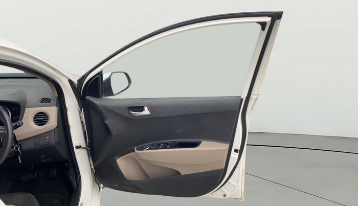 2018 Hyundai Grand i10 SPORTZ (O) AT 1.2 KAPPA VTVT, Petrol, Automatic, 20,824 km, RHS Front Door