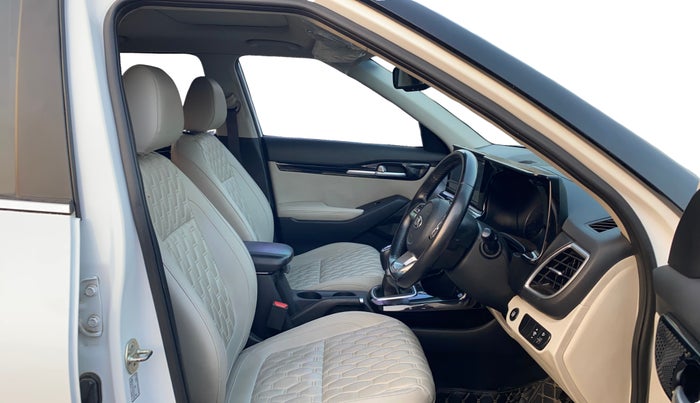 2020 KIA SELTOS HTX 1.5 PETROL, Petrol, Manual, 76,020 km, Right Side Front Door Cabin