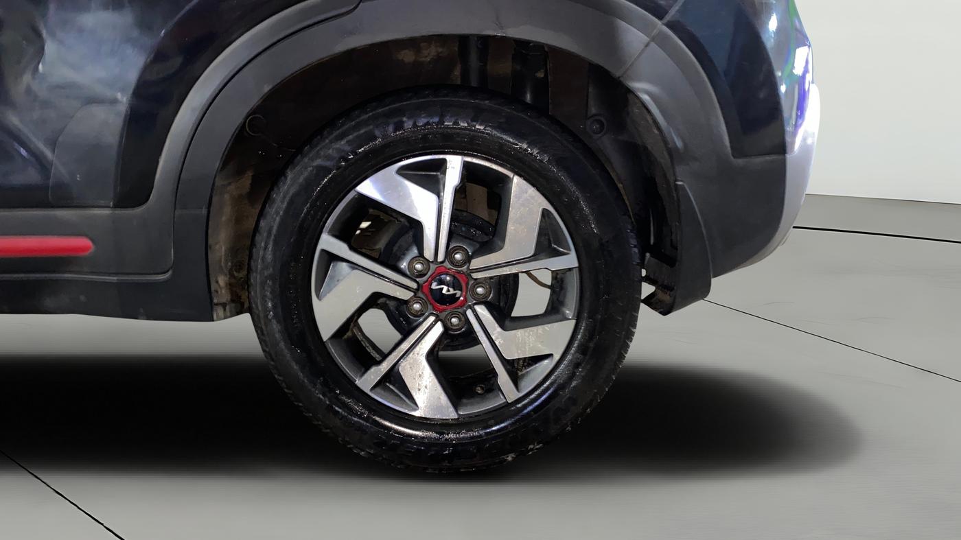 2022 KIA SONET GTX PLUS 1.0 IMT, Petrol, Manual, 63,865 km, Left Rear Wheel