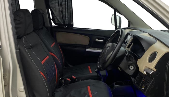 2018 Maruti Wagon R 1.0 LXI CNG, CNG, Manual, 77,632 km, Right Side Front Door Cabin