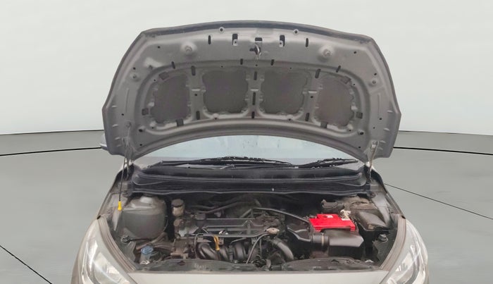 2013 Hyundai i20 MAGNA 1.2, Petrol, Manual, 74,070 km, Open Bonet