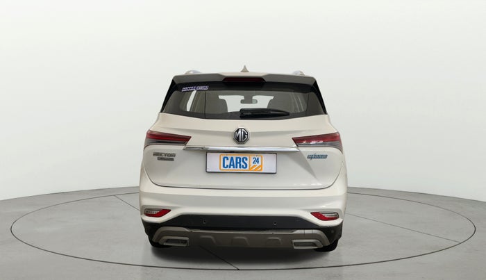 2021 MG HECTOR PLUS SHARP 1.5 PETROL TURBO HYBRID MT 6-STR, Petrol, Manual, 27,438 km, Back/Rear