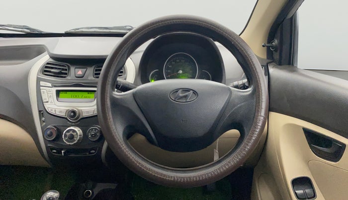 2018 Hyundai Eon MAGNA +, Petrol, Manual, 30,714 km, Steering Wheel Close Up