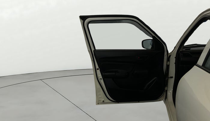 2020 Maruti Swift LXI, Petrol, Manual, 32,769 km, LHS Front Door