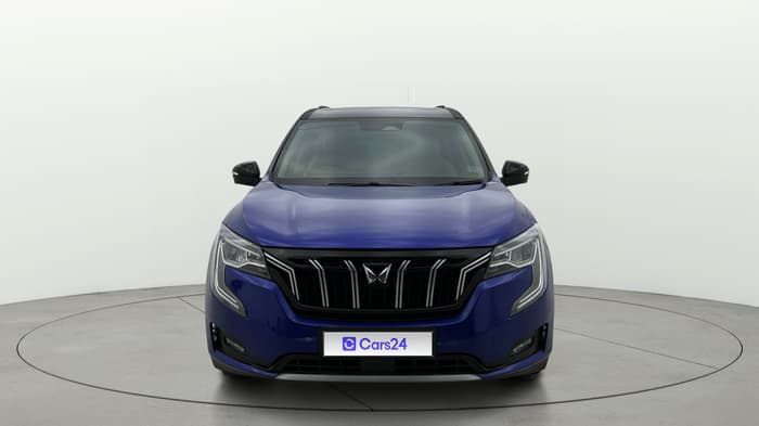 2023 Mahindra XUV700 AX 7 LUXURY P AT 7 STR, Petrol, Automatic, 26,169 km, Front