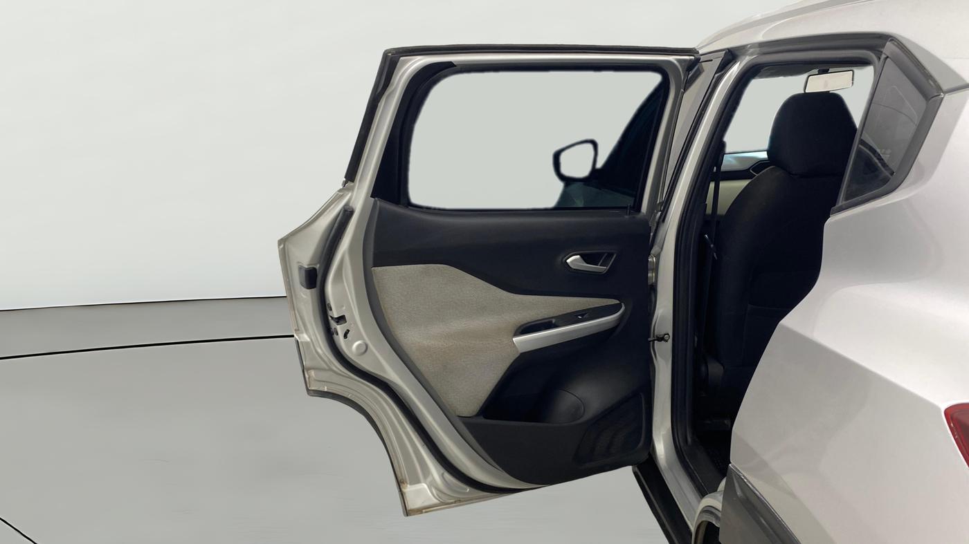 2021 Nissan MAGNITE XV MT, Petrol, Manual, 1,21,424 km, LHS Rear Door