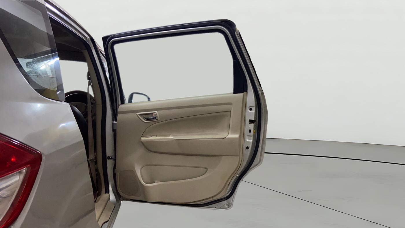 2016 Maruti Ertiga VDI SHVS, Diesel, Manual, 67,304 km, RHS Rear Door