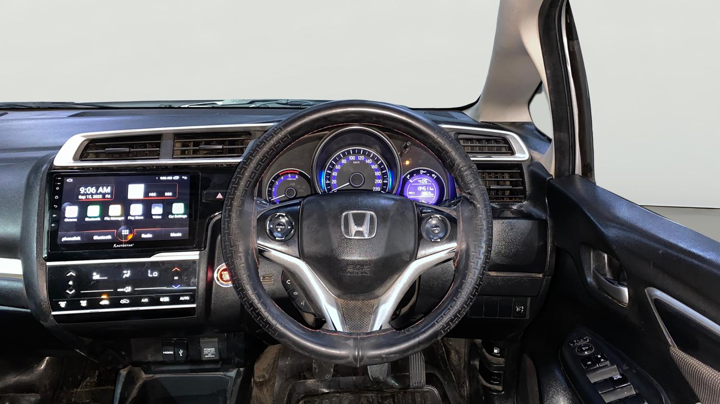 2018 Honda WR-V 1.5L I-DTEC VX MT, Diesel, Manual, 1,34,504 km, Steering Wheel Close Up