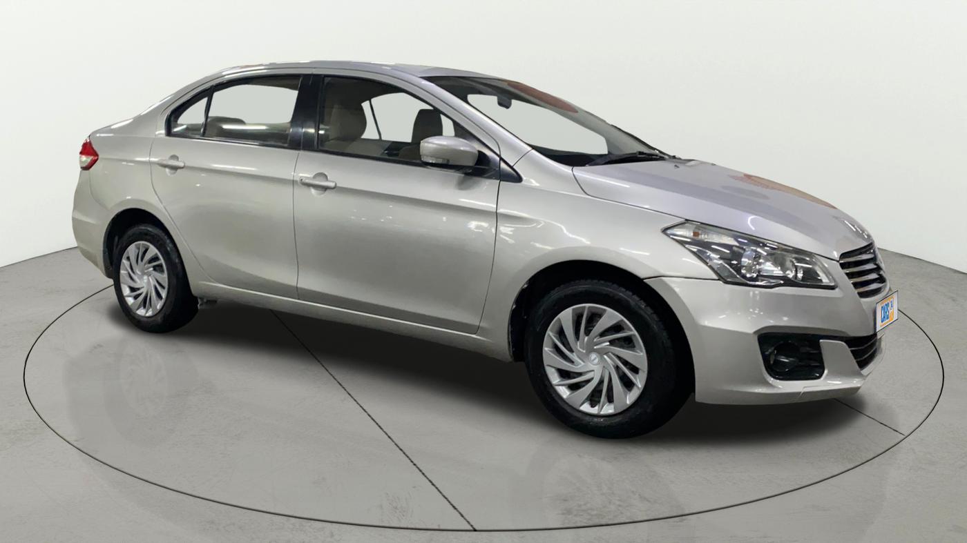 2015 Maruti Ciaz VXI+, Petrol, Manual, 59,542 km, Right Front Diagonal