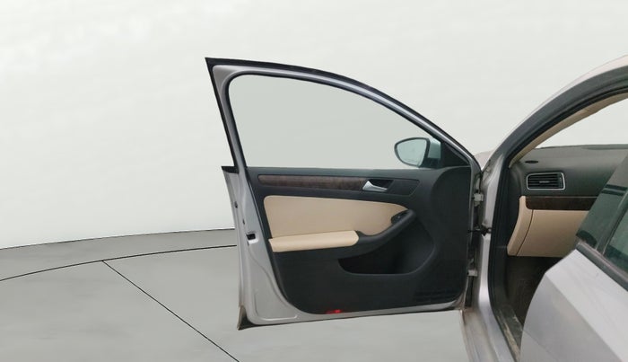 2016 Volkswagen Jetta COMFORTLINE TSI, Petrol, Manual, 1,20,909 km, LHS Front Door