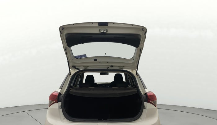 2016 Hyundai Elite i20 ASTA 1.4 CRDI, Diesel, Manual, 78,328 km, Boot Door Open