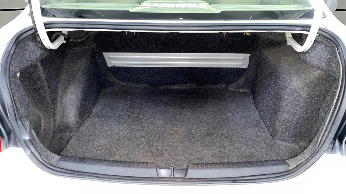 2021 Volkswagen Vento HIGHLINE 1.0L TSI, Petrol, Manual, 67,451 km, Boot Open Zoomed View