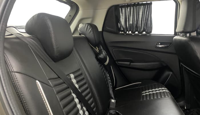 2023 Maruti Swift ZXI AMT, Petrol, Automatic, 20,080 km, Right Side Rear Door Cabin