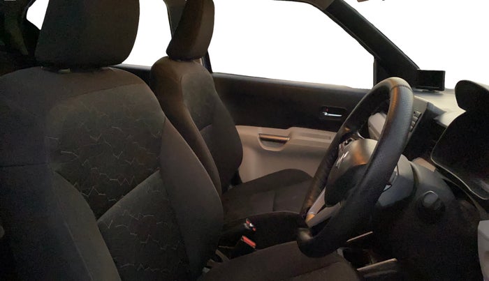 2019 Maruti IGNIS ZETA 1.2 AMT, Petrol, Automatic, 84,117 km, Right Side Front Door Cabin