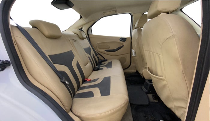 2018 Ford Figo Aspire TITANIUM 1.2 PETROL, CNG, Manual, 44,366 km, Right Side Rear Door Cabin