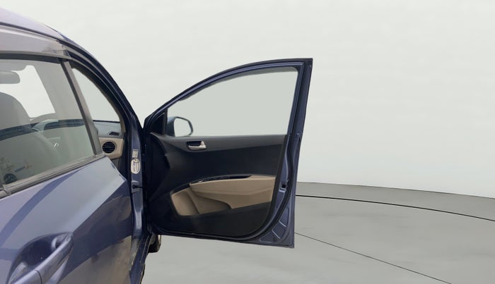 2015 Hyundai Xcent S (O) 1.2, Petrol, Manual, 97,348 km, RHS Front Door