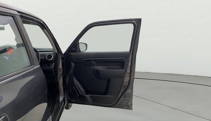 2020 Maruti S PRESSO VXI+, Petrol, Manual, 26,850 km, RHS Front Door