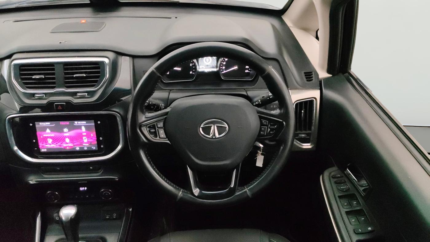 2019 Tata Hexa XTA 4X2 7 STR, Diesel, Automatic, 46,607 km, Steering Wheel Close Up