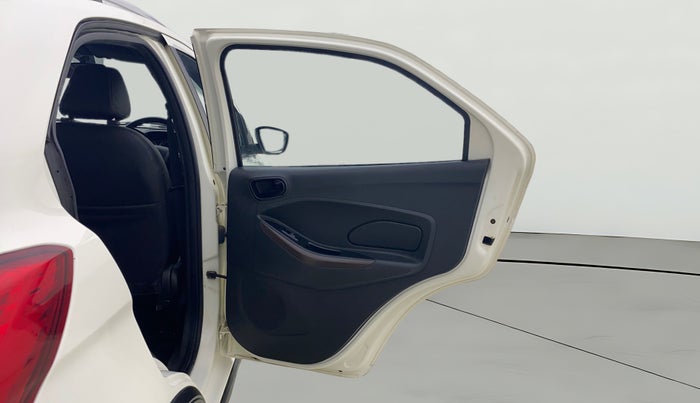 2020 Ford FREESTYLE TITANIUM 1.2 PETROL, Petrol, Manual, 44,725 km, RHS Rear Door